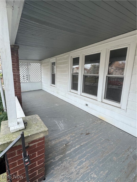 1029 W 10th St, Lorain, OH 44052 - photo 5