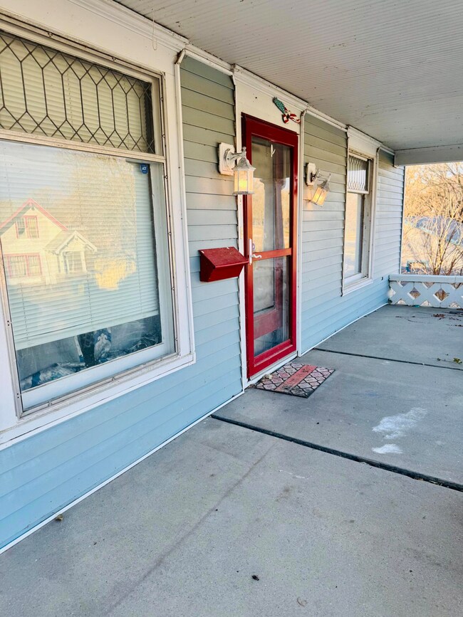 614 N Maple St, Creston, IA 50801 - photo 7