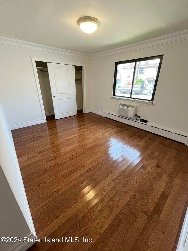 46 Daffodil Ln unit 73, Staten Island, NY 10314 - photo 7