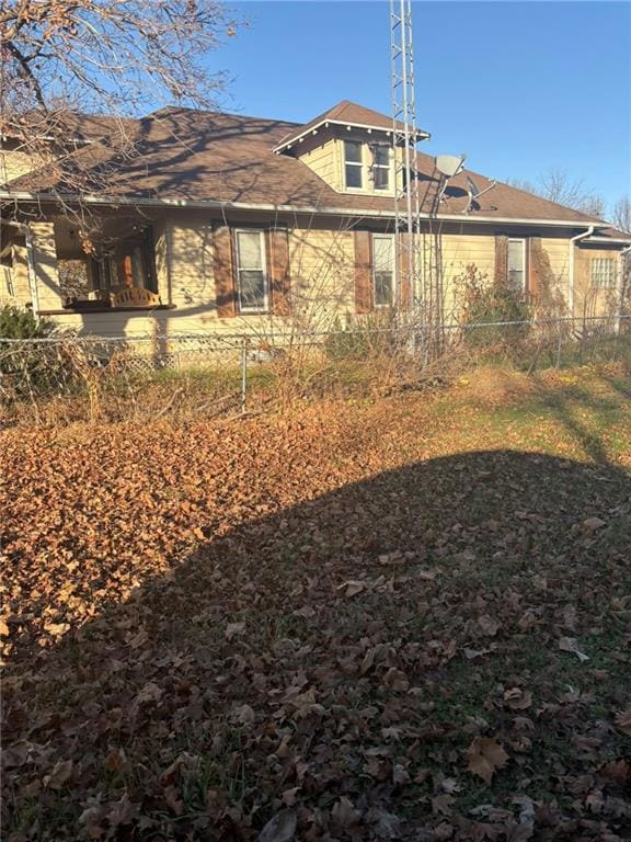 215 Lee St, Craig, MO 64437 - photo 2