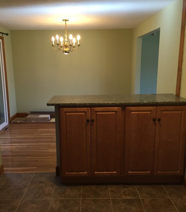 7 Lee St unit 7, Walpole, MA 02081 - photo 6