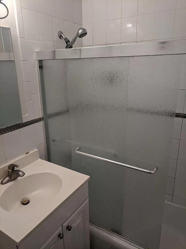 225 St Pauls Ave unit 10D, Jersey City, NJ 07306 - photo 6