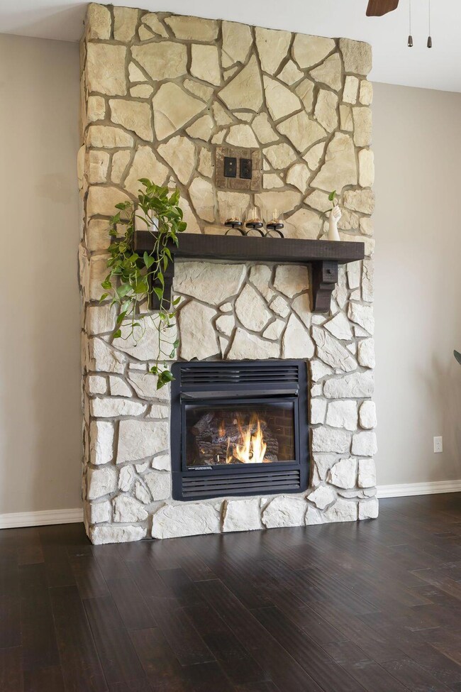 871 E Ozark Jubilee, Nixa, MO 65714 - photo 7