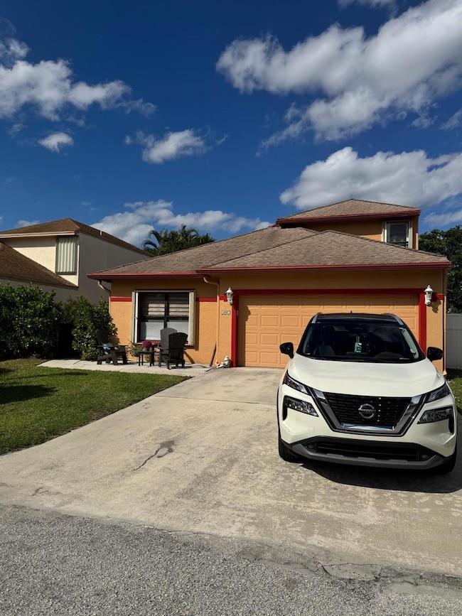 107 Azalea Cir, Boynton Beach, FL 33436 - photo 2