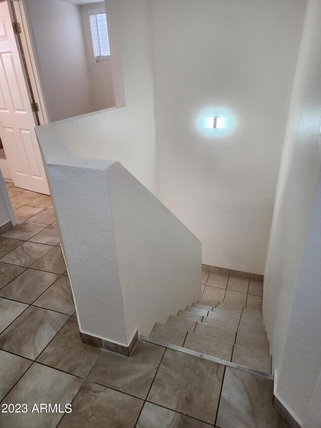 1712 E Pepper Cir unit 1, Mesa, AZ 85203 - photo 5