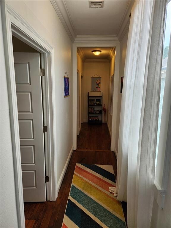 4631 A (B&B Side)
          Hallway