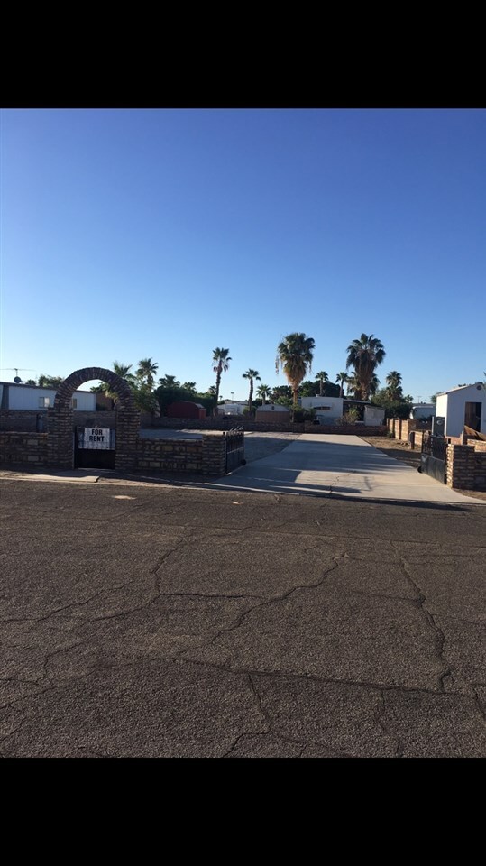 13115 E 40th Dr, Yuma, AZ 85367 - photo 3