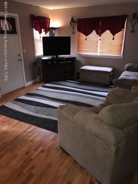 828 Andrus Ave, Lansing, MI 48917 - photo 5