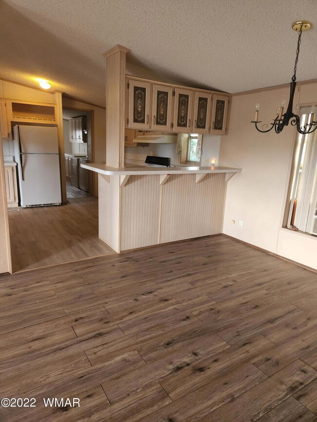Dining/Kitchen