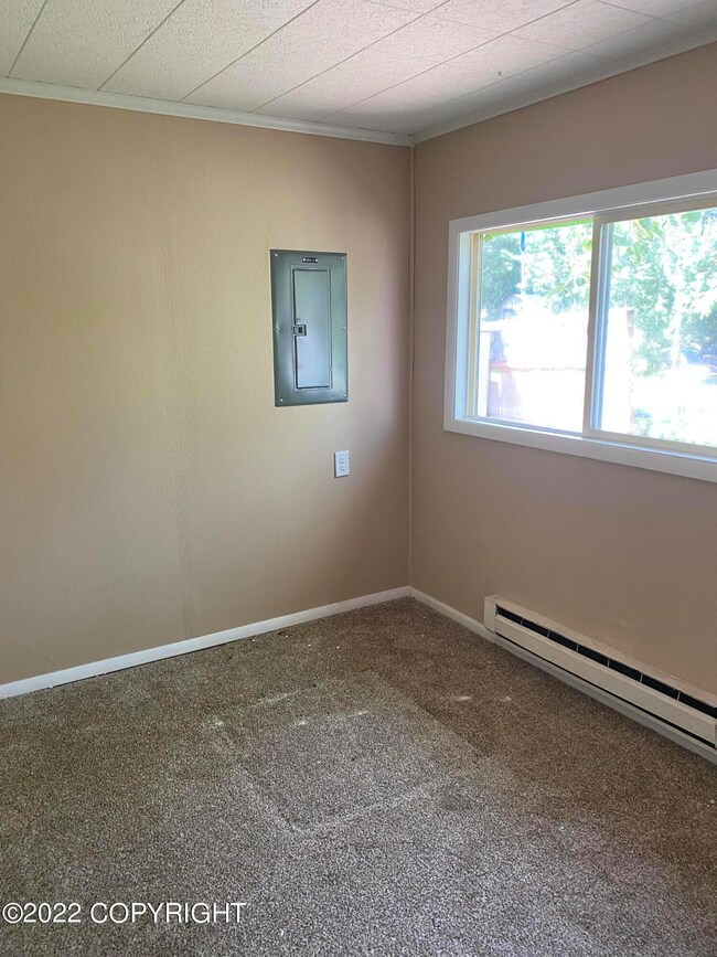 3406 Wyoming Dr unit 2, Anchorage, AK 99517 - photo 6