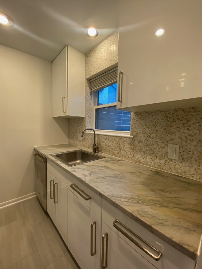 Great backsplash is designed to accent countertops. 
