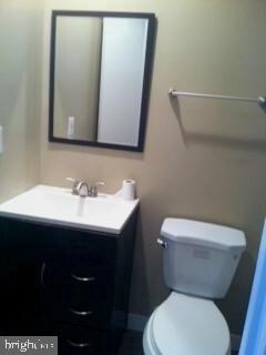 9736 Hagel Cir unit E, Lorton, VA 22079 - photo 6