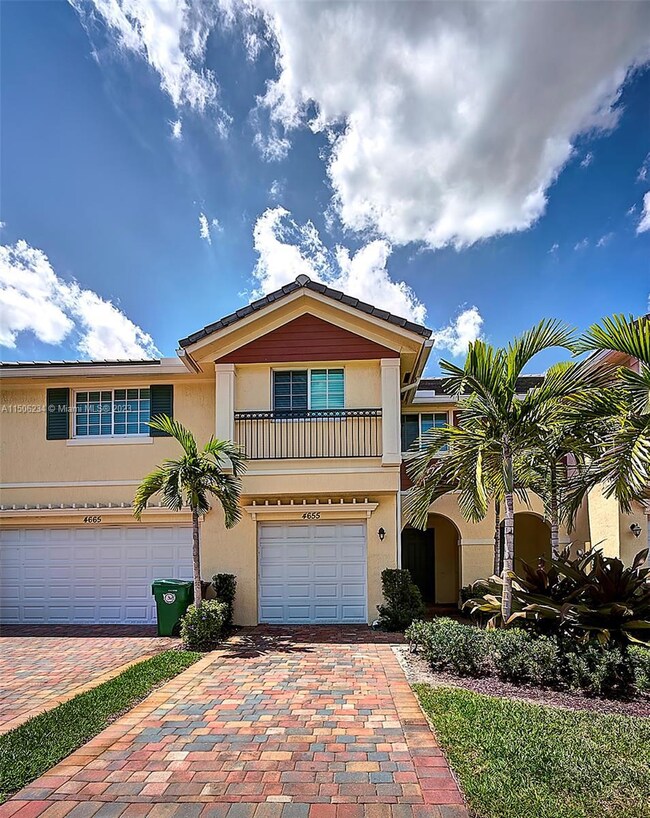 4655 Windmill Ln, Davie, FL 33328 - photo 2