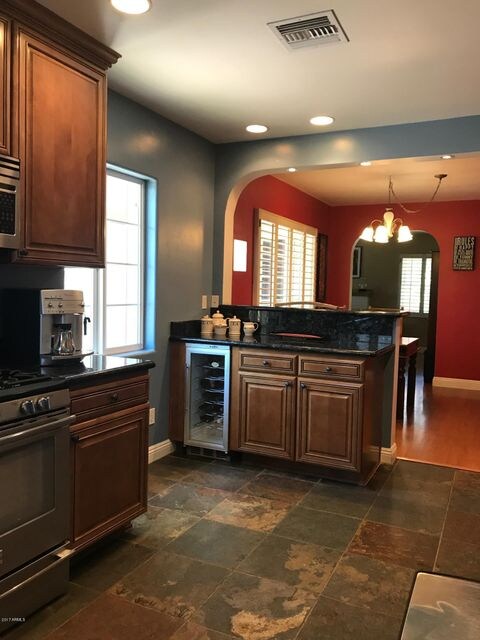 Kitchen Bar