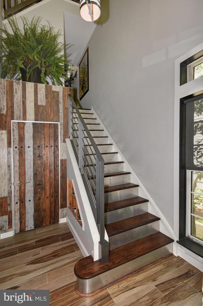 1336 Garden Wall Cir unit 414, Reston, VA 20194 - photo 3