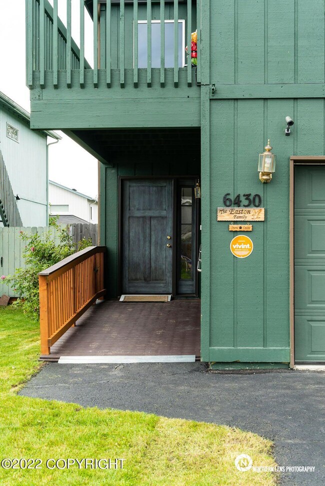 Exterior_10