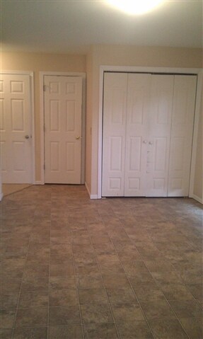 211 Division St, Brooklyn, WI 53521 - photo 3