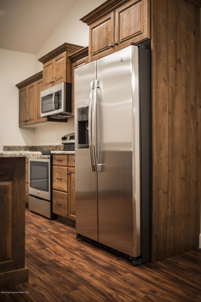 927 Booshway St, Driggs, ID 83422 - photo 2