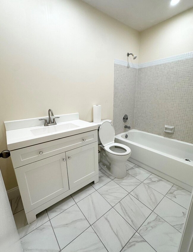 15484 Lakes of Delray Blvd unit 2010, Delray Beach, FL 33484 - photo 7