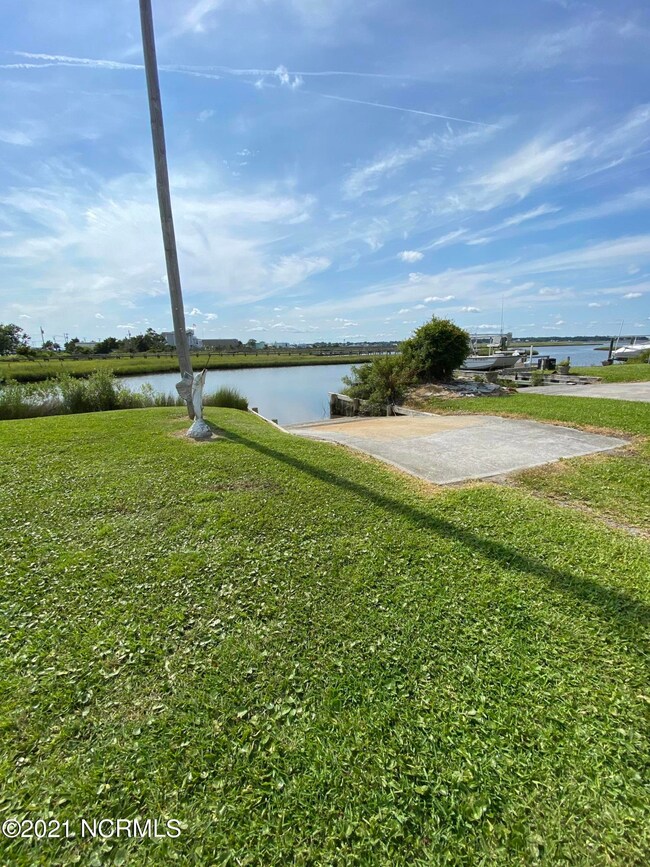 6 Complex boat ramp