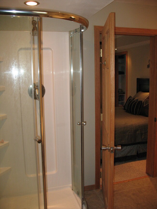 Basement bath 3