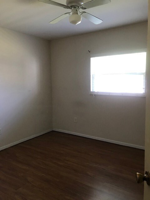 6205 W Montgomery Rd unit A, Houston, TX 77091 - photo 6