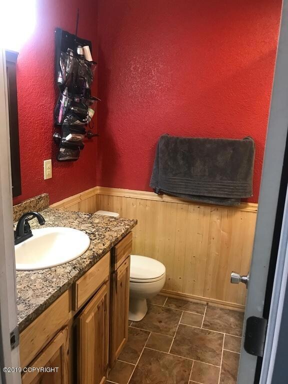 10809 E Twin Peaks Court, Palmer AK 9964