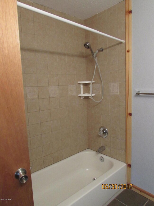 Main bath 1