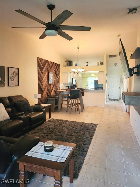 10188 Regent Cir unit 2802, Naples, FL 34109 - photo 6