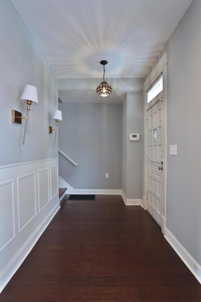 693 Wilson Ave, Columbus, OH 43205 - photo 5