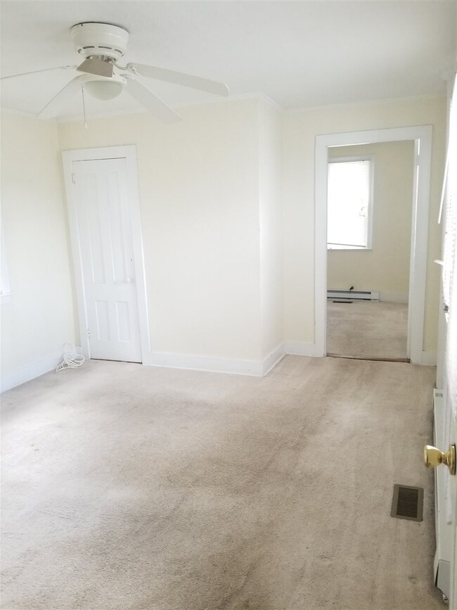 42 Elm St, Milford, NH 03055 - photo 5