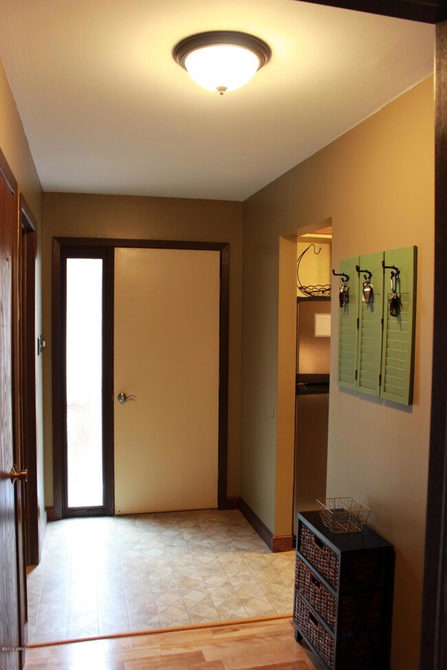 112 Waldron Ln, Muncy, PA 17756 - photo 4