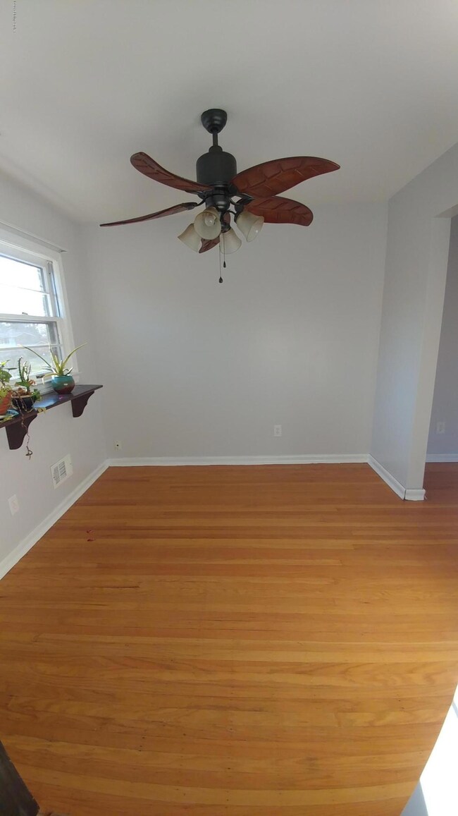 6106 Princess Way, Louisville, KY 40219 - photo 5