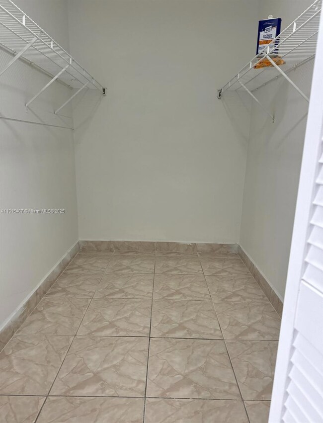 12539 SW 259th St unit a, Homestead, FL 33032 - photo 4