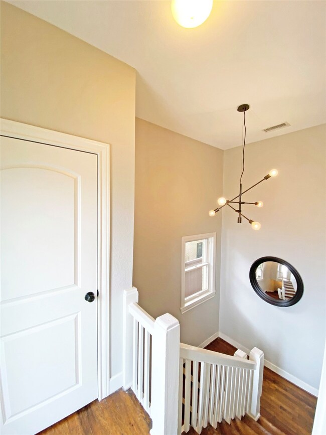 5709 Live Oak St, Dallas, TX 75206 - photo 4