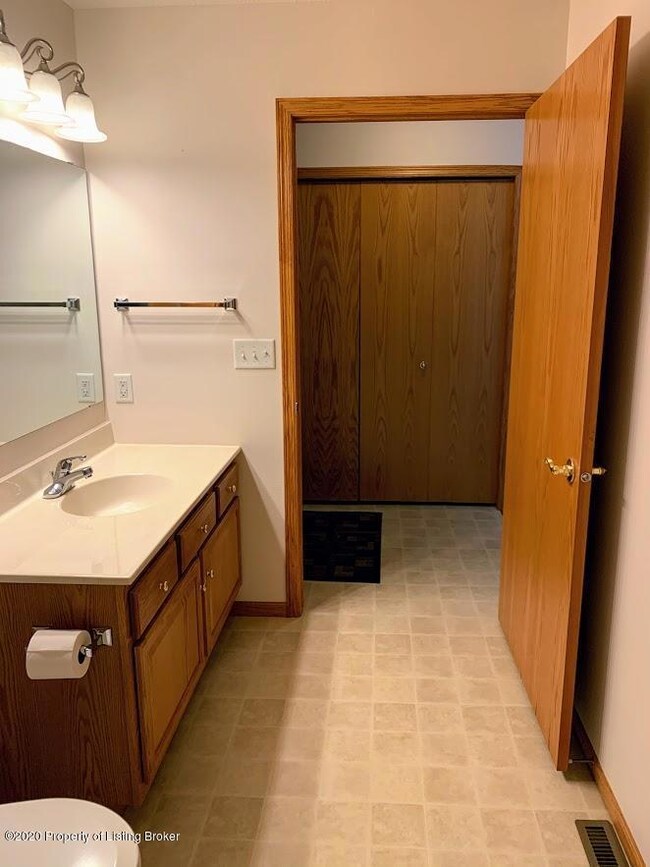 1577 Main Bathroom