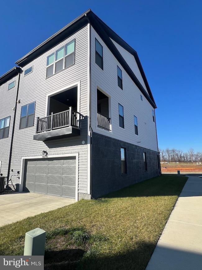 16013 Hyde Park Place, Bowie, MD 20716 - photo 4