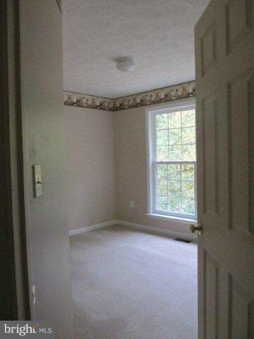 987 Lake Heritage Dr, Ruther Glen, VA 22546 - photo 4