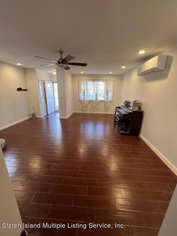 317 Sheldon Ave, Staten Island, NY 10312 - photo 3