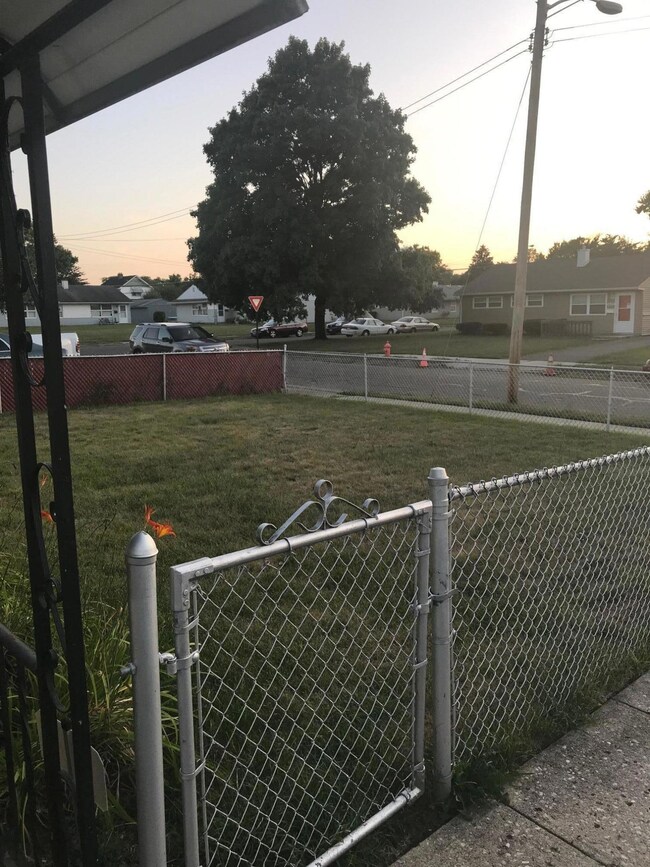 3432 Ontario St, Columbus, OH 43224 - photo 3