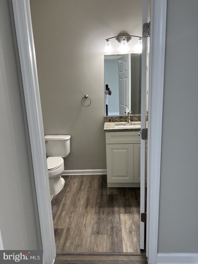 117 Sansom Ln, Woodbury, NJ 08096 - photo 4