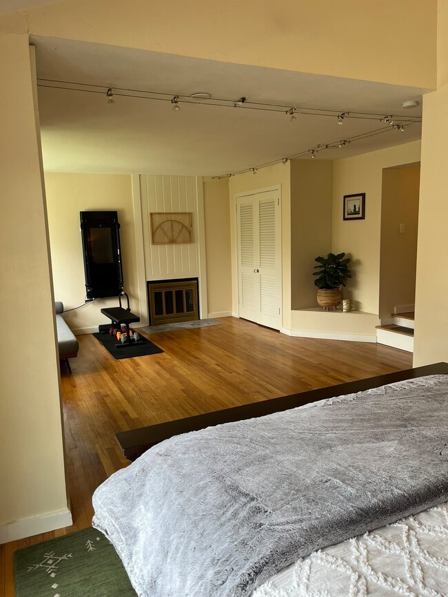 172 Ponus Ave, Norwalk, CT 06850 - photo 7