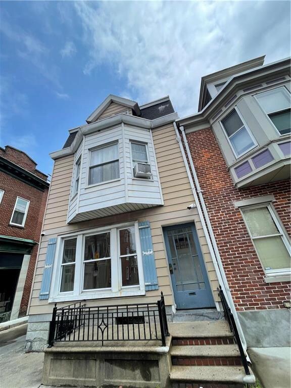 223 N 10th St unit 1, Allentown, PA 18102 - photo 2