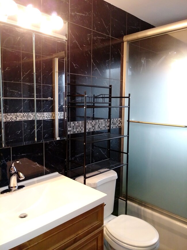 7230 W 86th St unit 3A, Bridgeview, IL 60455 - photo 5