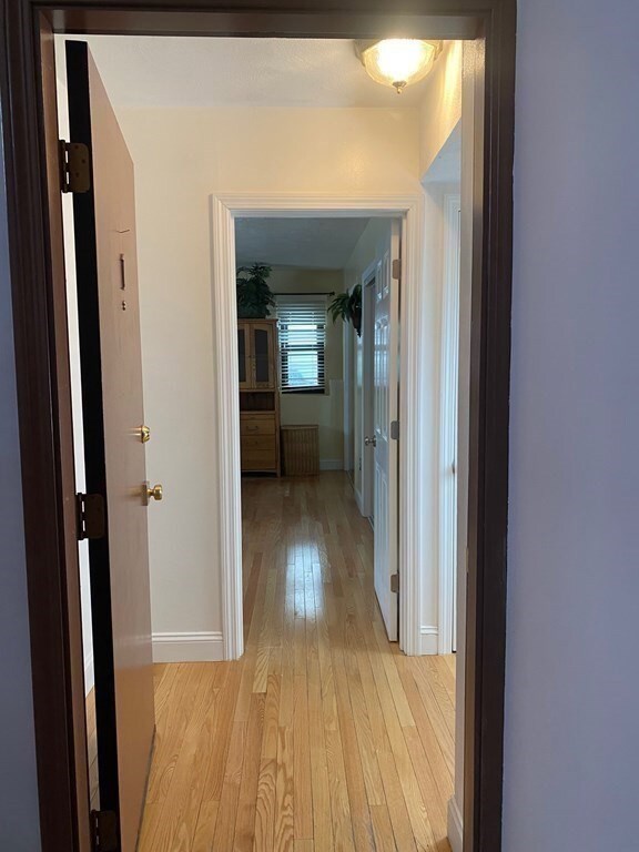 One Atkinson Dr unit 1, Saugus, MA 01906 - photo 3