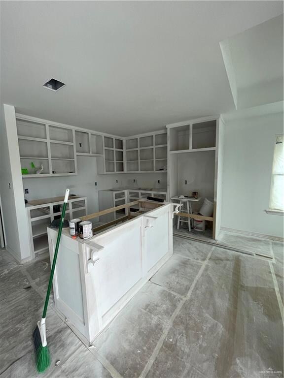 802 E Bell Ave, Pharr, TX 78577 - photo 3