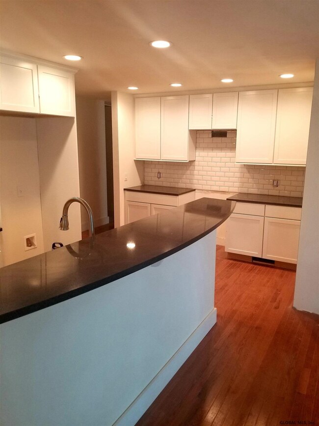 7 Kendrick Hill Rd, Saratoga Springs, NY 12866 - photo 2