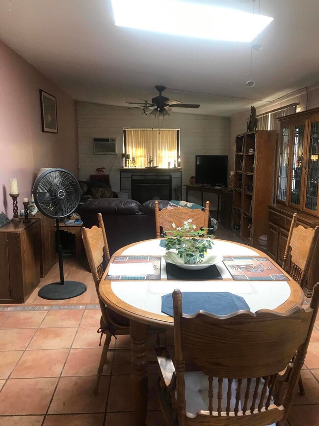 Dining room/Living room