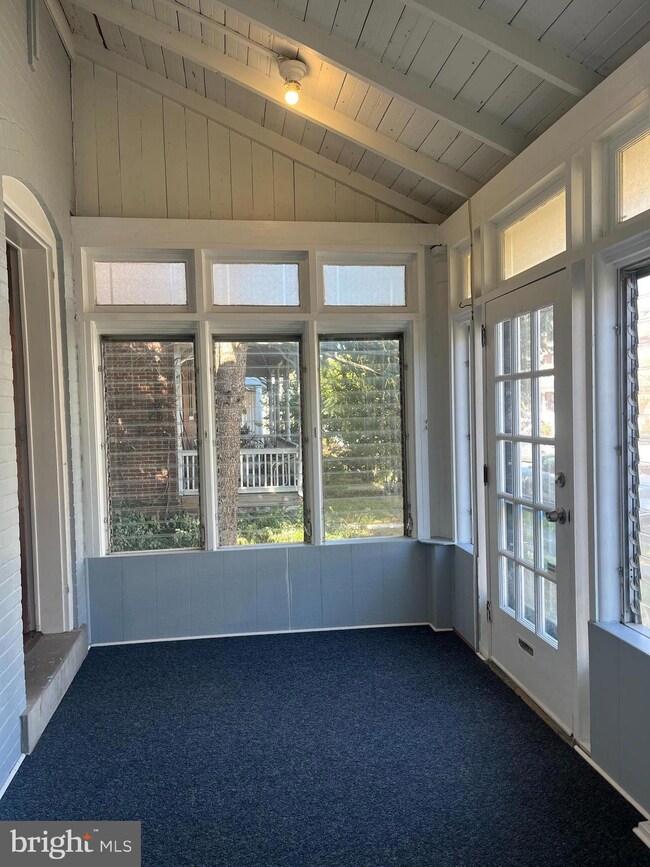 34 E 4th St, Lansdale, PA 19446 - photo 3