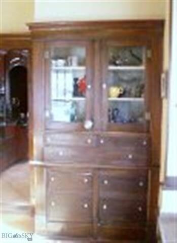 619 W Olive St, Bozeman, MT 59715 - photo 3